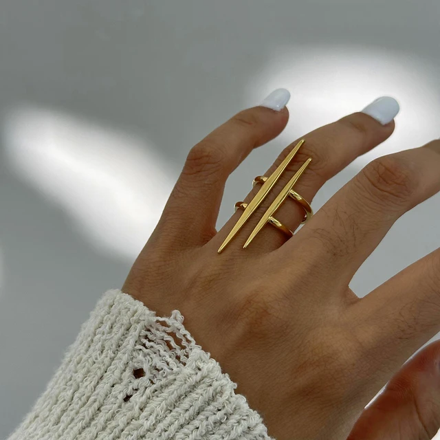 Spike Ring