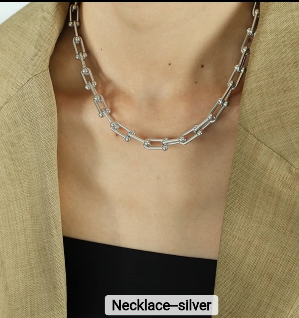 Journey  Necklace Set