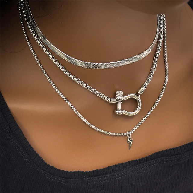 Horseshoe Necklace